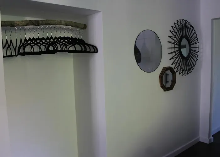 Fig Tree 1 X Super King Or 2 X Single Beds *